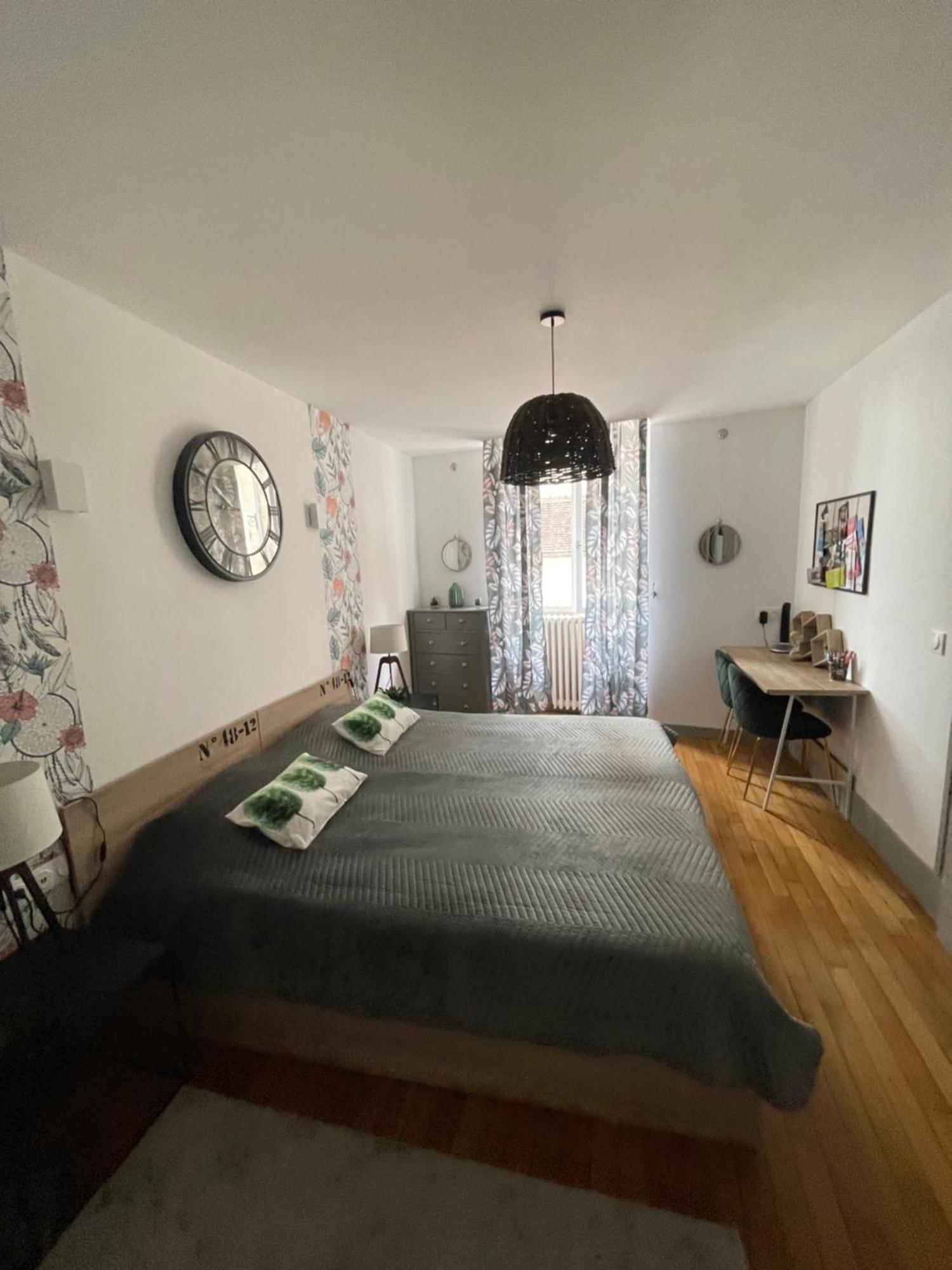 Appartement Moderne Centre Ville, 5 Personnes, 65 M2 Semur-en-Auxois Kültér fotó