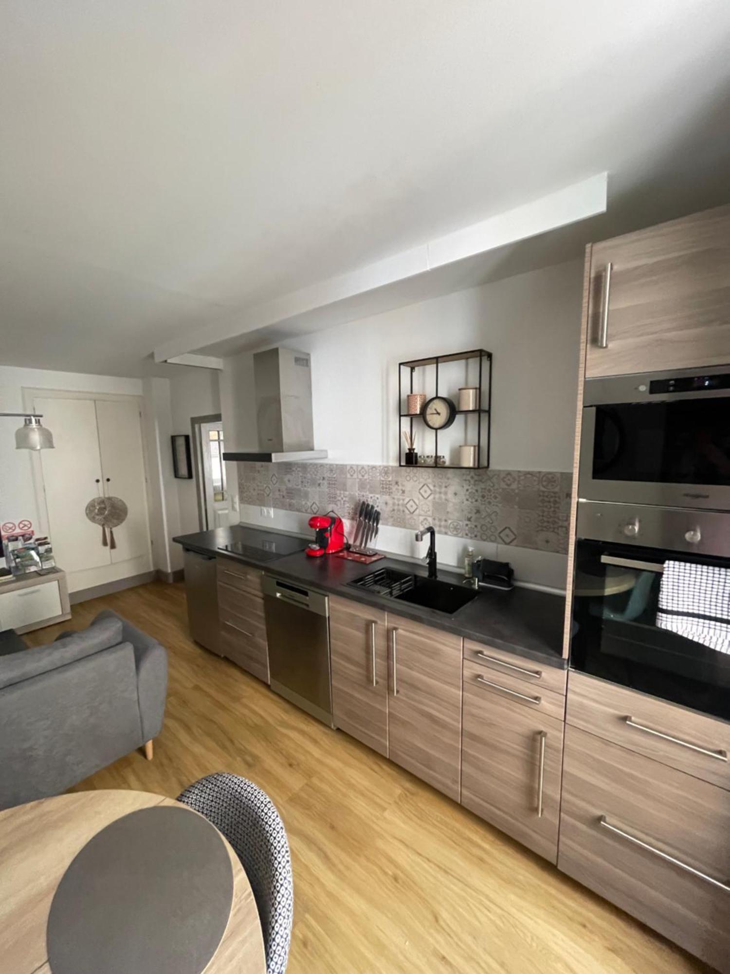 Appartement Moderne Centre Ville, 5 Personnes, 65 M2 Semur-en-Auxois Kültér fotó